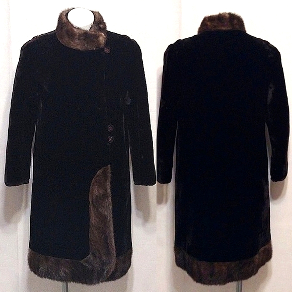 AEM Hurtig LTD Furriers Alysha Seal Dyed Lamb Fur Long Coat Fox Fur Trim MobWife